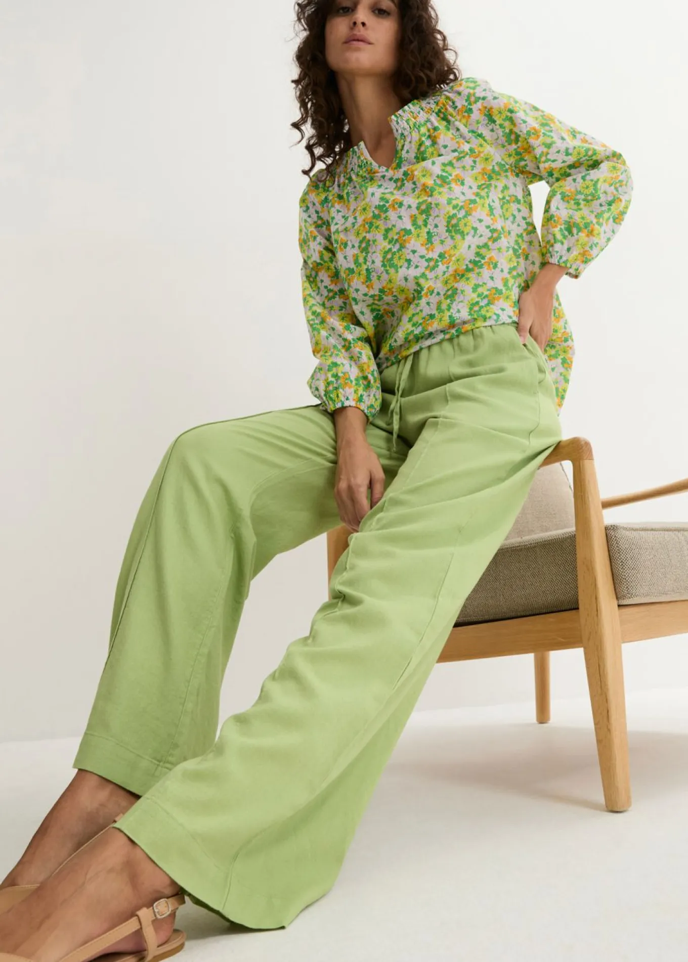 Pantalón palazzo de mezcla ligera de viscosa y lino