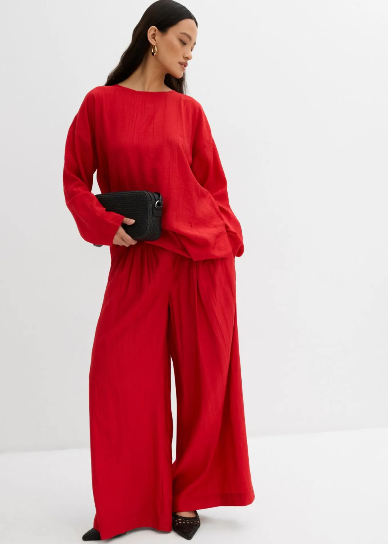 Pantalón palazzo de mezcla de viscosa arrugada con estructura