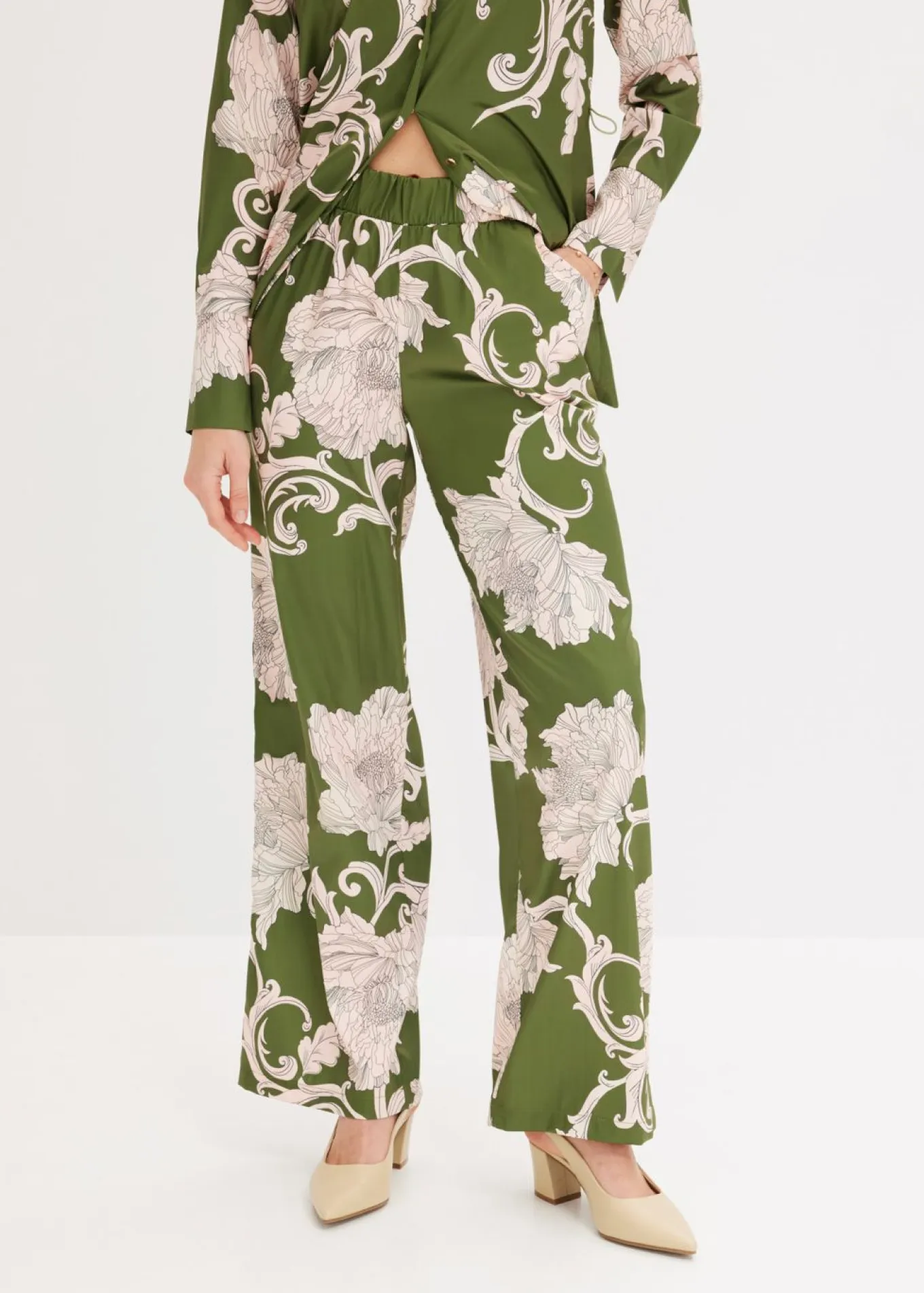 Pantalón palazzo de satén fluido