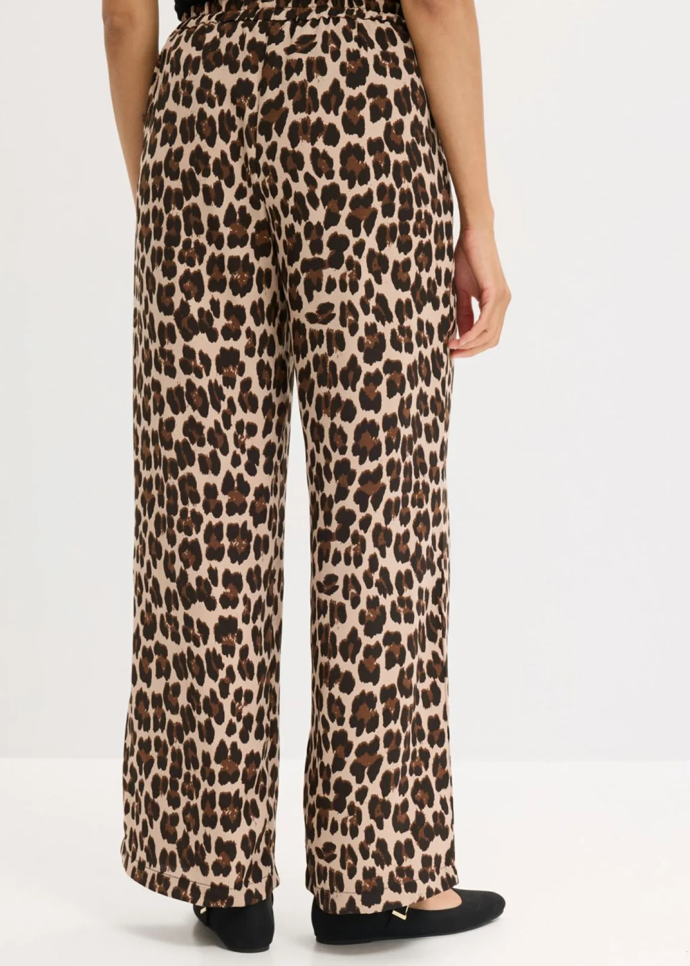 Pantalón palazzo de satén fluido