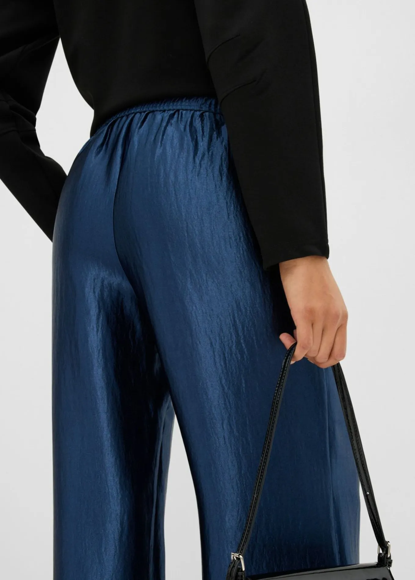 Pantalón palazzo satinado con cinturilla cómoda