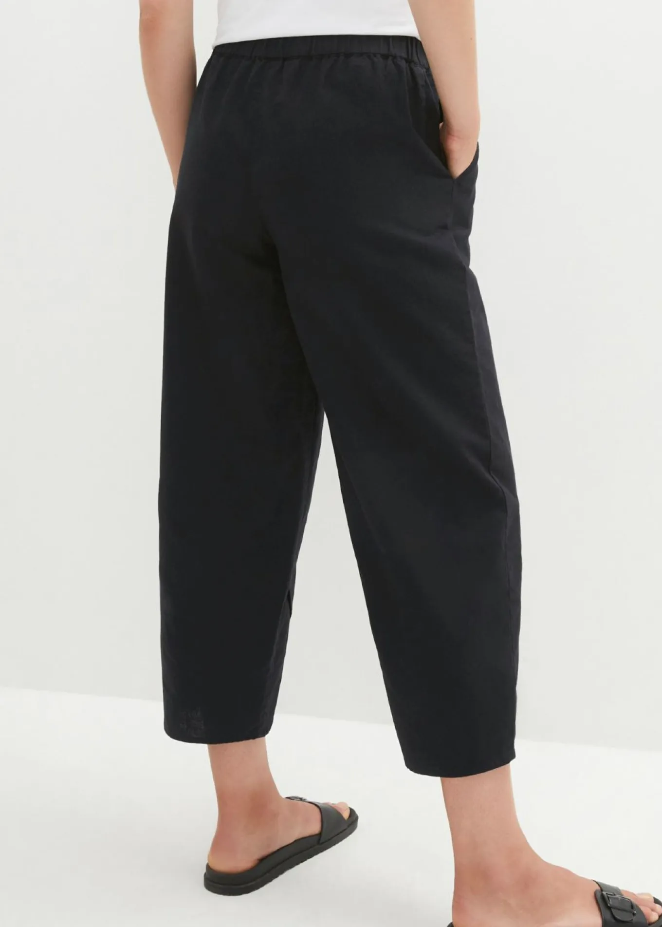 Pantalón pirata de mezcla de lino ligero