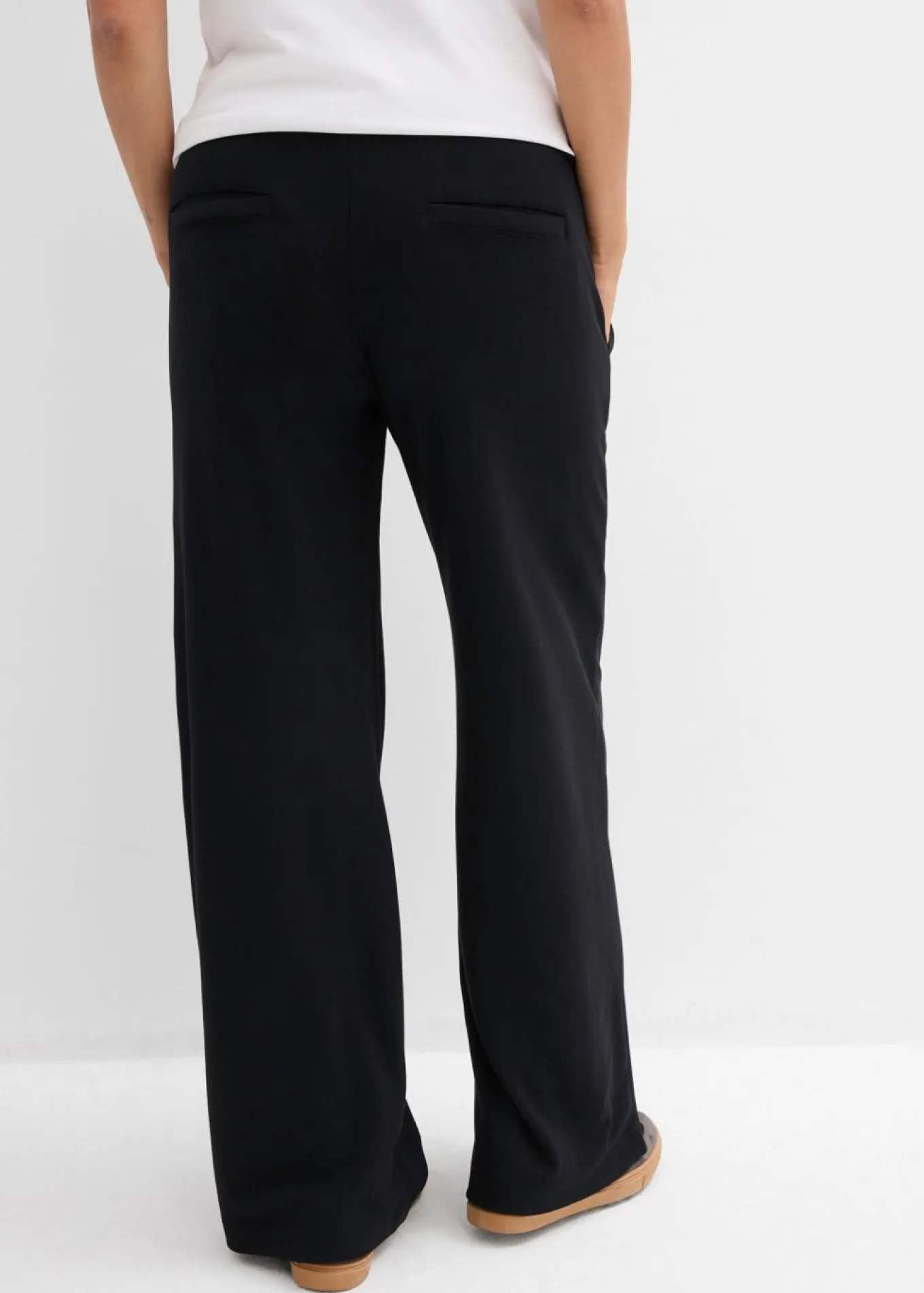 Pantalón premamá de cómodo Punto di Roma con perneras anchas