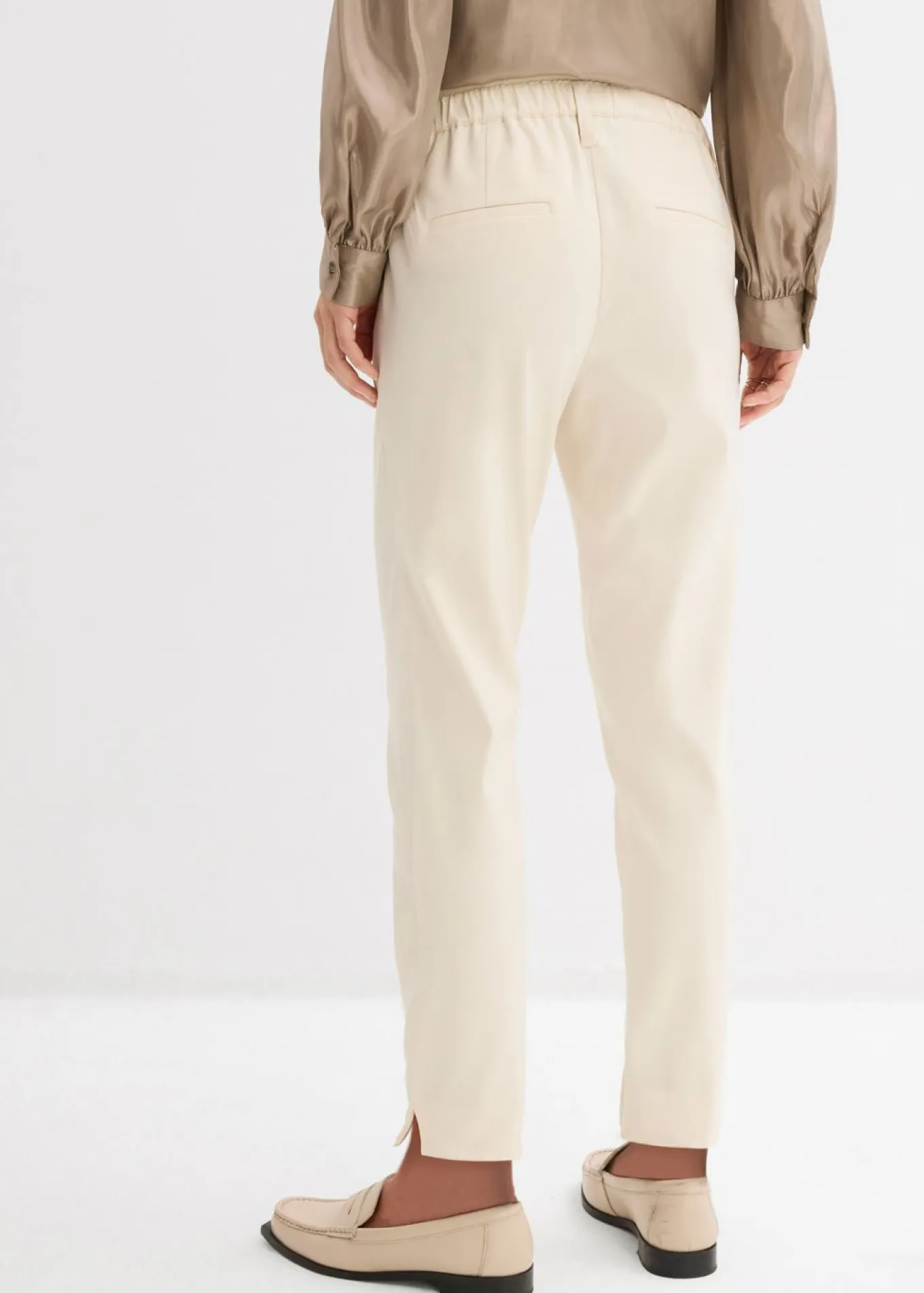 Pantalón premamá elástico con pernera acampanada