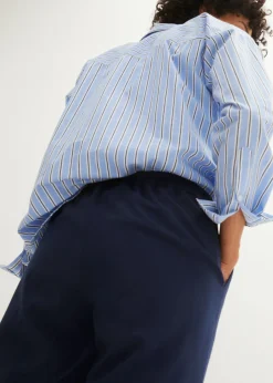 Pantalón sin cierre con pinzas