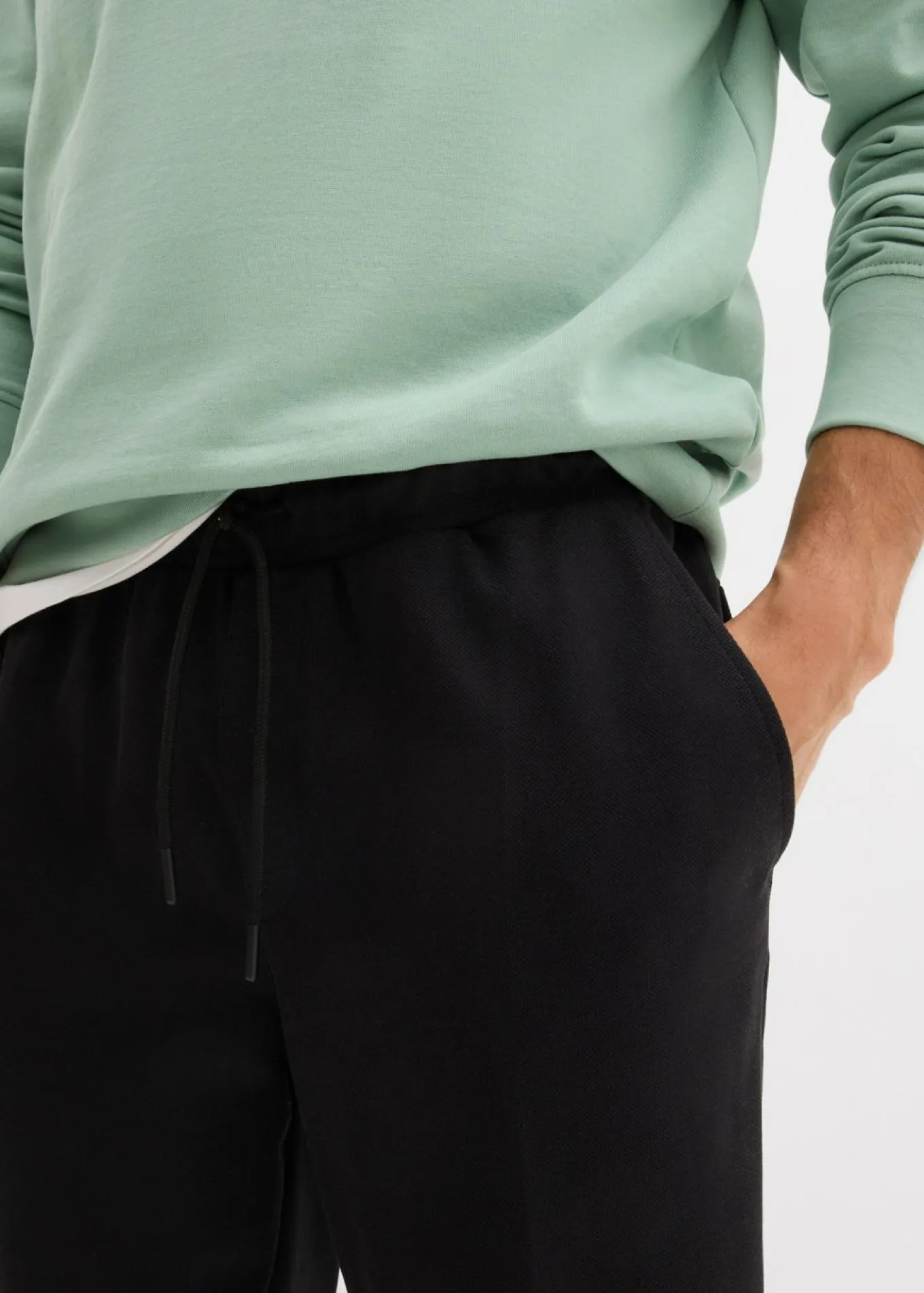 Pantalón sin cierre, slim fit, tapered