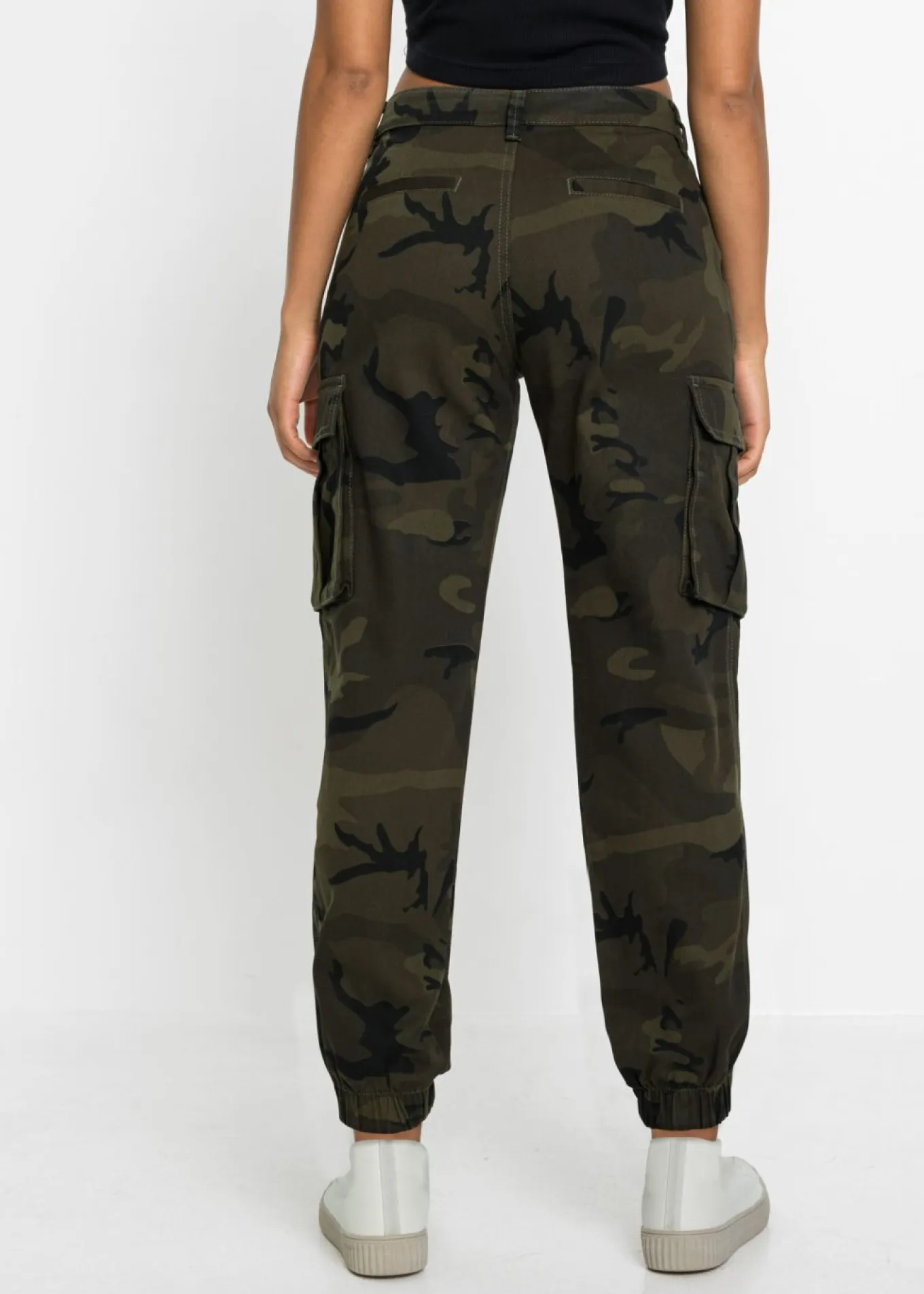 Pantalón tipo cargo de algodón puro