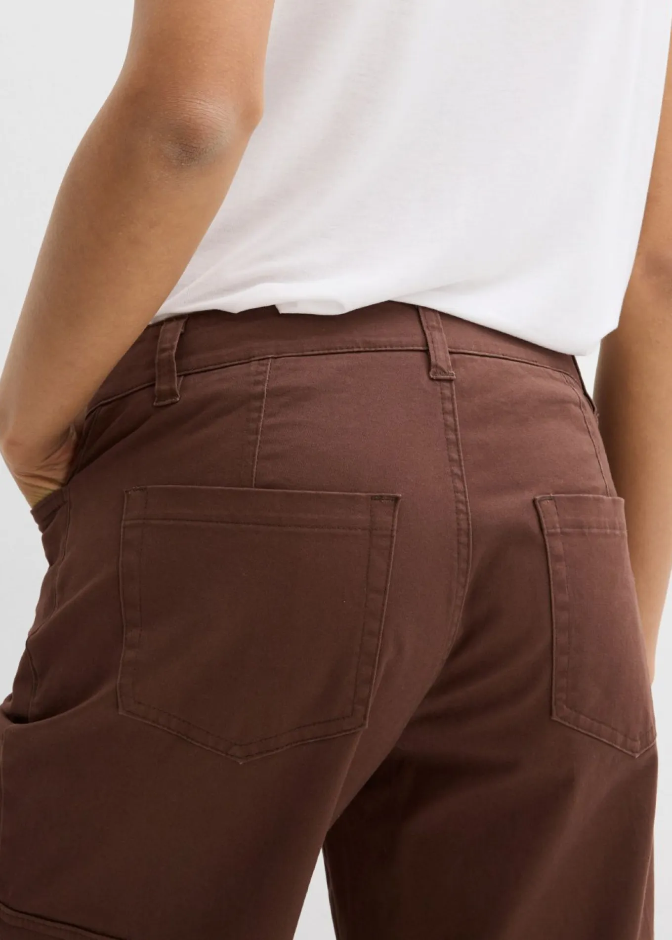 Pantalón tipo cargo de mezcla de algodón elástico