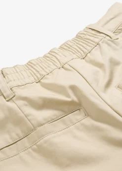 Pantalón tipo chino