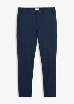 Pantalón tipo chino con corte regular, forro térmico de franela y diseño tapered
