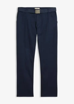 Pantalón tipo chino con corte regular, cinturilla elástica, cinturón y forma recta
