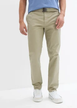 Pantalón tipo chino con corte regular, cinturilla elástica, cinturón y forma recta