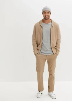 Pantalón tipo chino con corte regular, cinturilla elástica, cinturón y forma recta