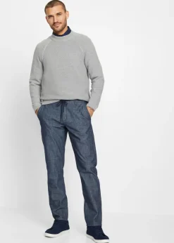 Pantalón tipo chino de cambray con corte recto y regular