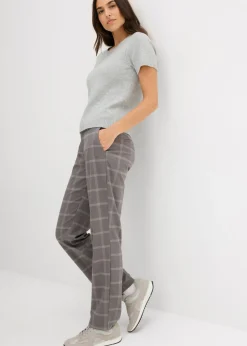 Pantalón tipo chino de cuadros