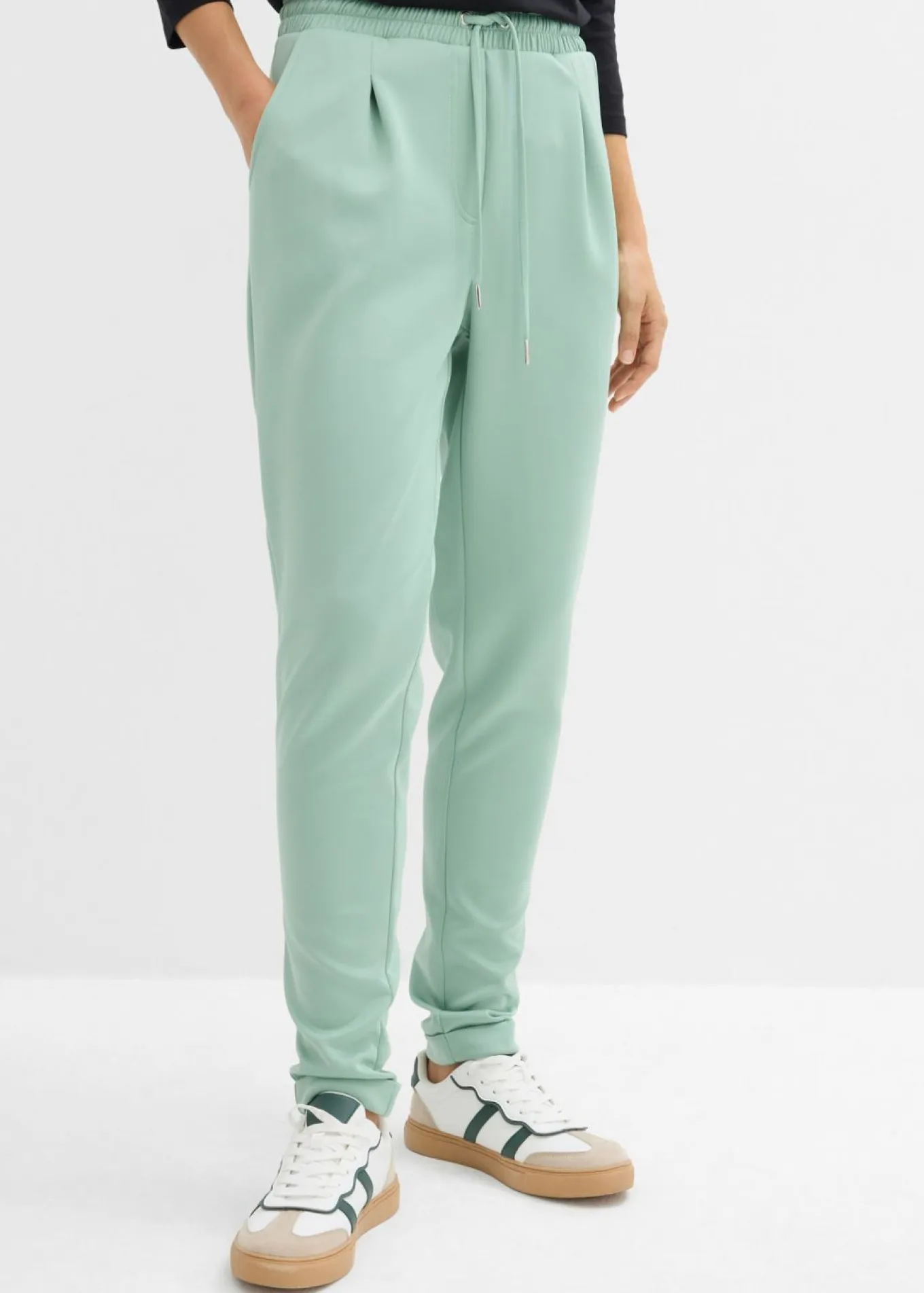 Pantalón tipo chino de neopreno
