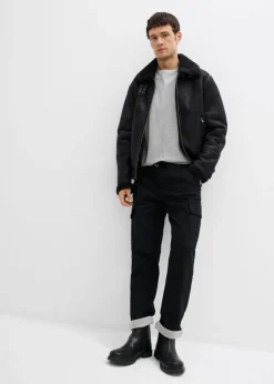 Pantalón térmico con corte relajado y diseño tapered