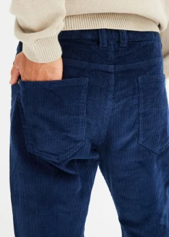 Pantalón térmico de pana con corte informal, forro de franela y diseño recto