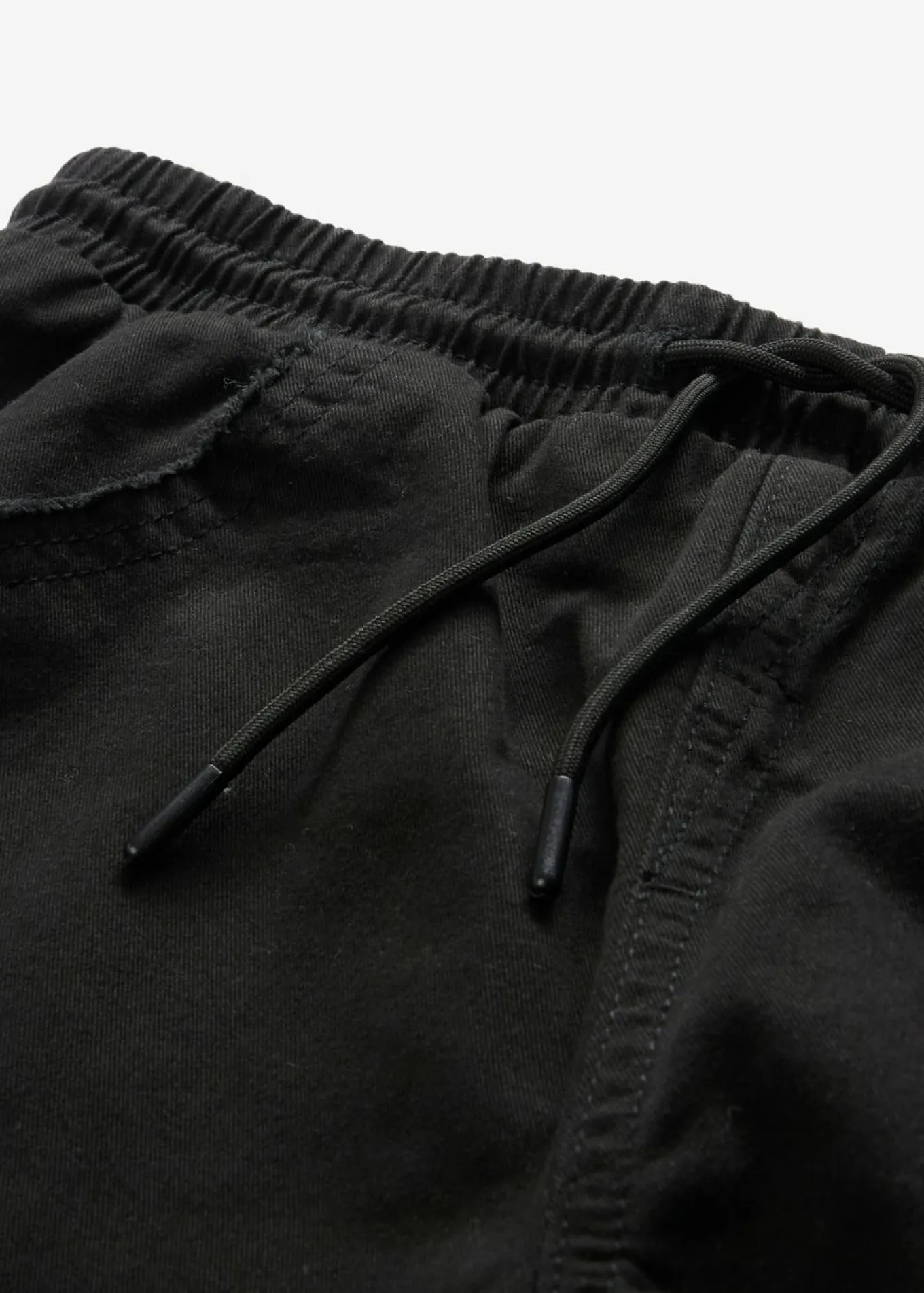 Pantalón térmico sin cierre con corte regular y forro de punto
