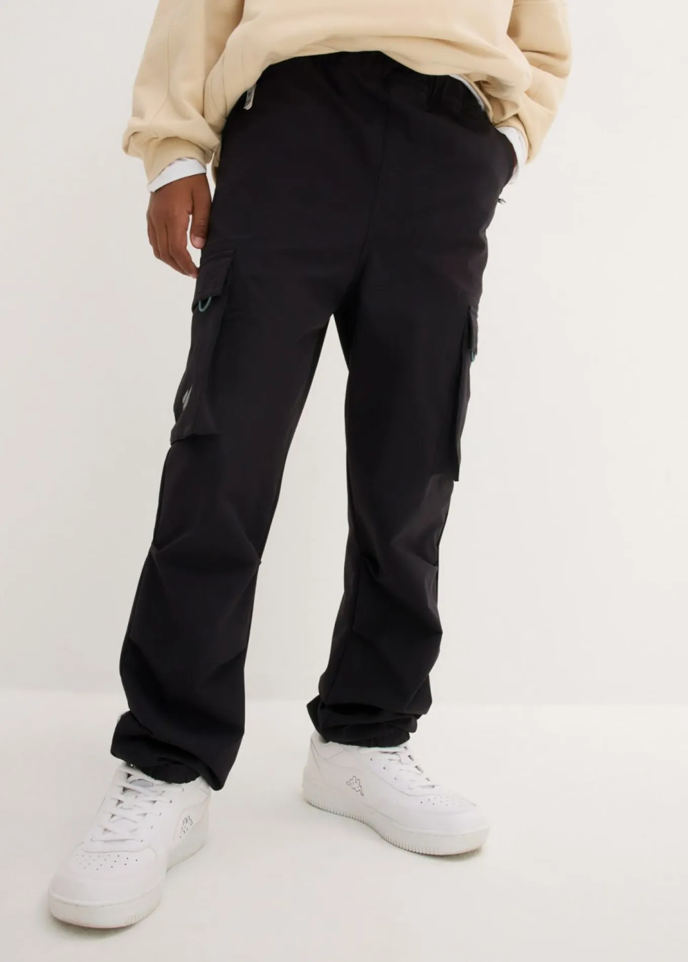 Pantalones cargo elásticos de softshell con ajuste de ancho, repelentes al agua