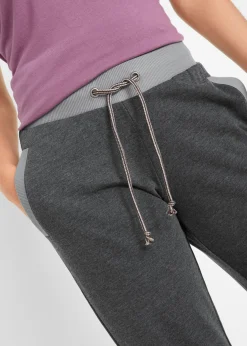 Pantalones deportivos con cintura en contraste