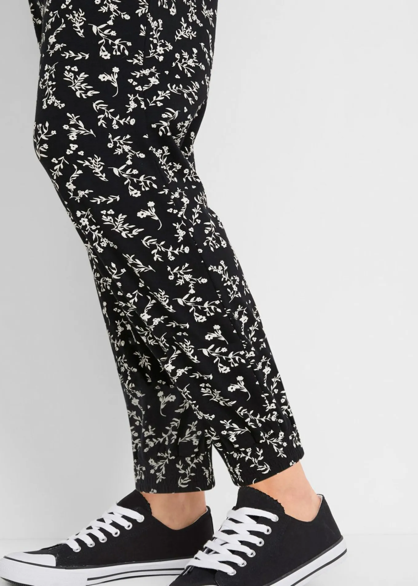 Pantalones premamá con estampado divertido, mezcla de viscosa, loose fit