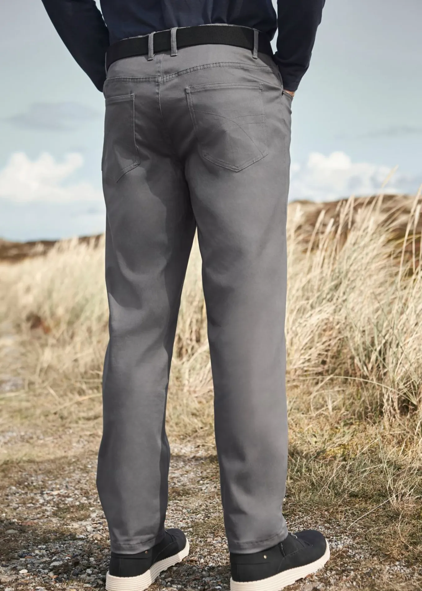 Pantalones térmicos, elásticos y rectos de corte regular