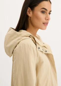 Parka larga con capucha