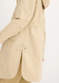 Parka larga con capucha
