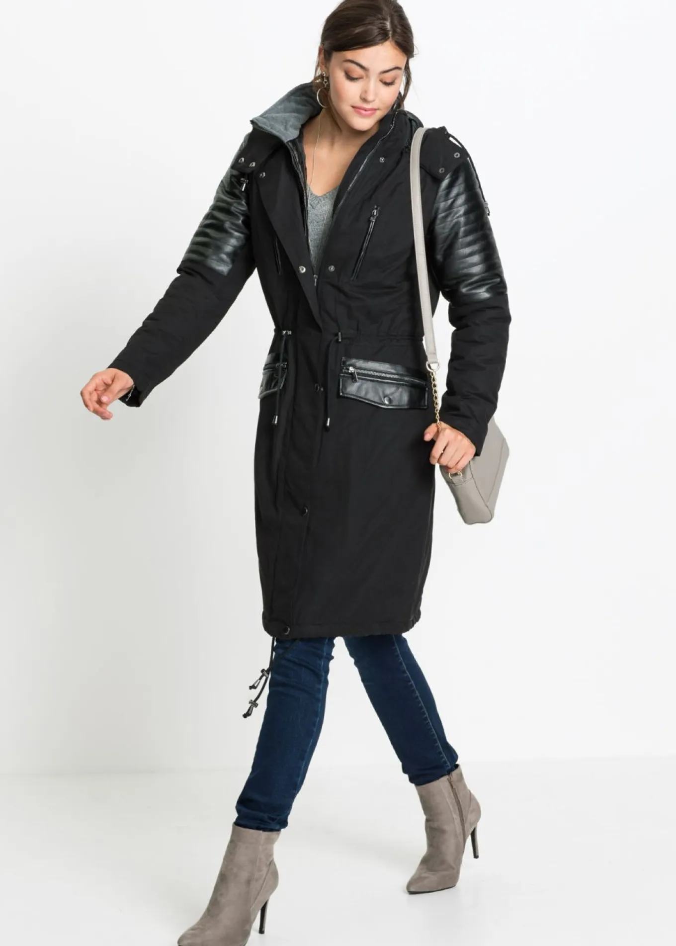 Parka larga con inserciones de piel sintética