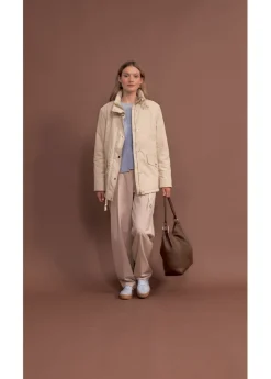 Parka ligeramente acolchada