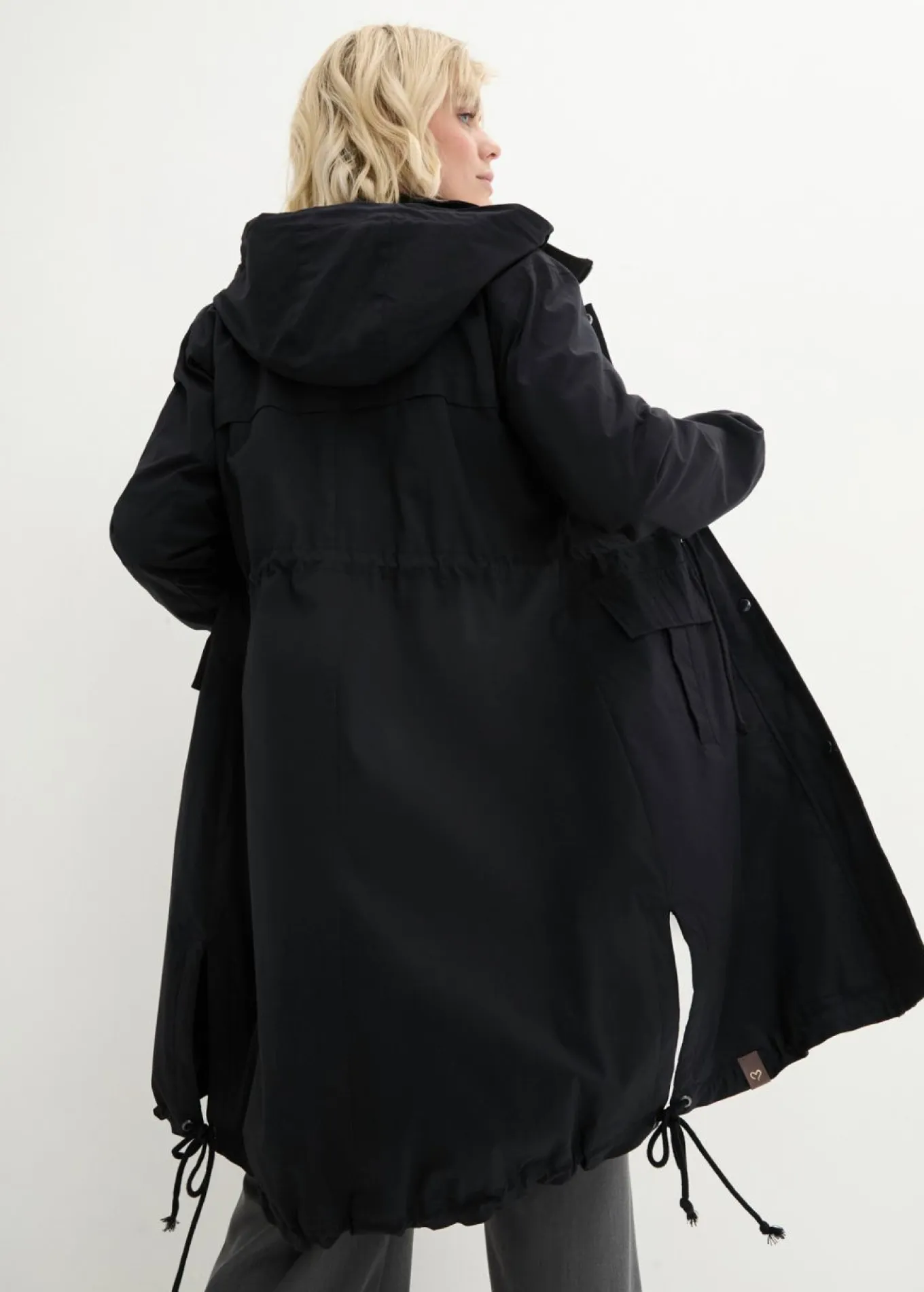 Parka tipo gabardina con bolsillos grandes
