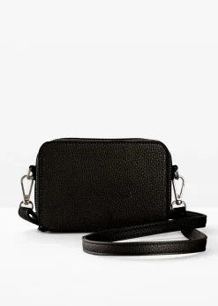 Pequeño bolso estilo bandolera con correa desmontable