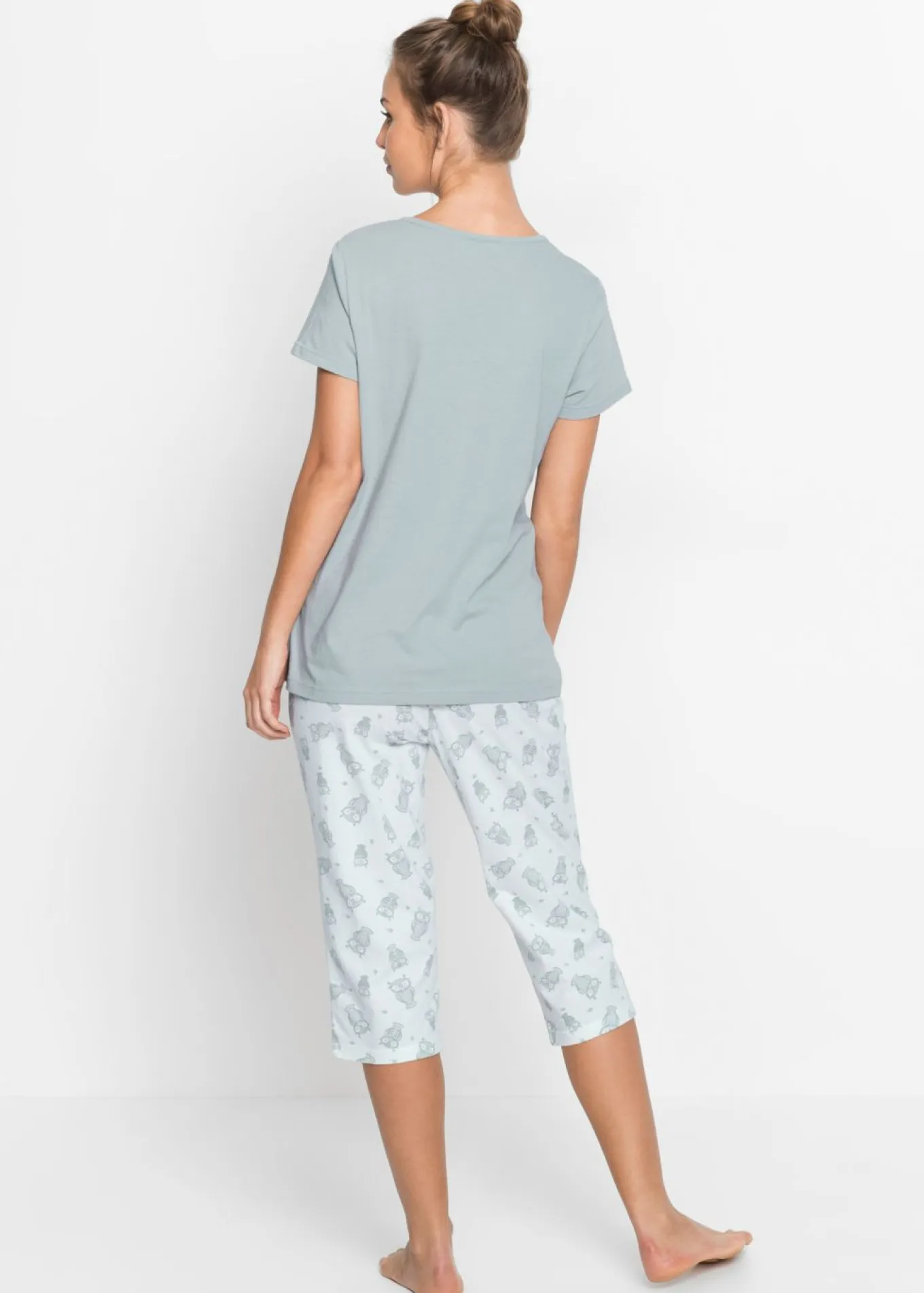 Pijama capri con mangas cortas
