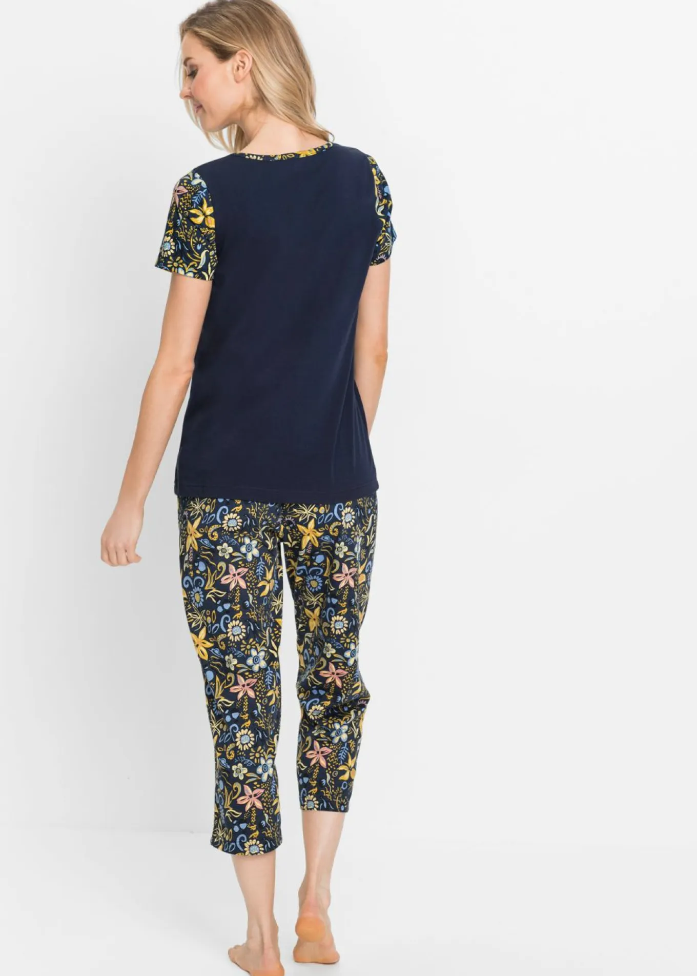 Pijama capri con mangas cortas, de algodón puro