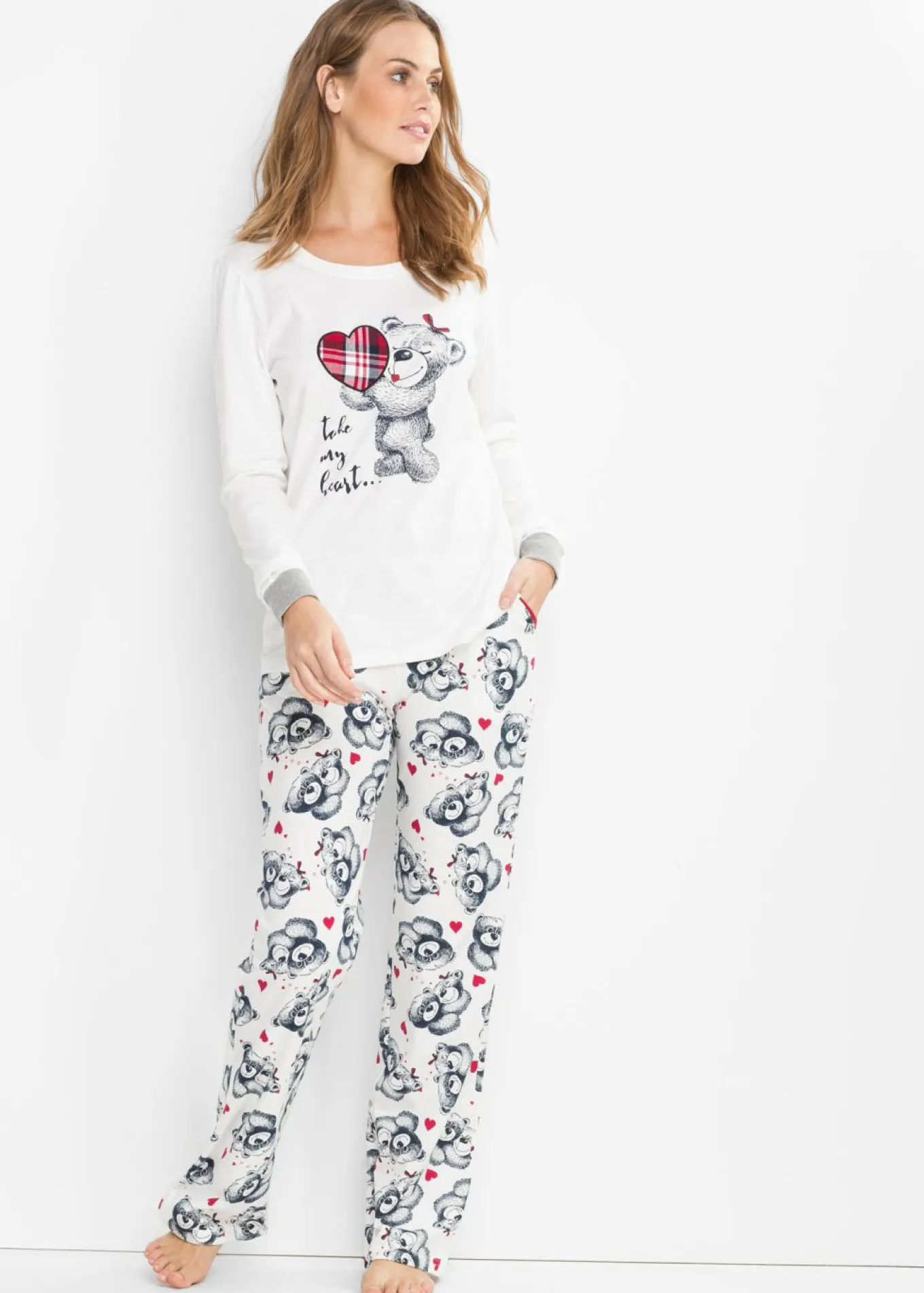 Pijama con aplicación de franela