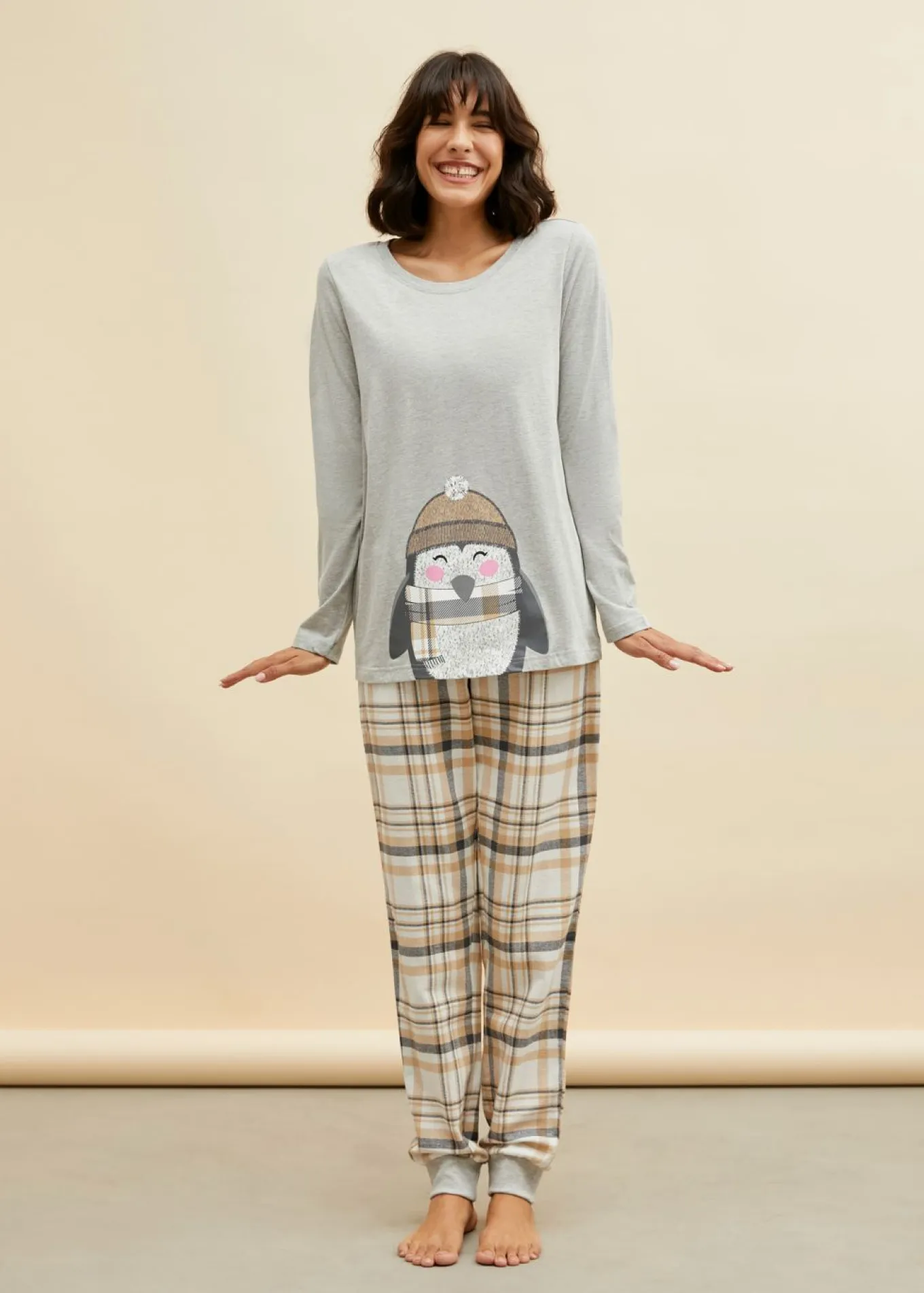 Pijama con pantalón de franela