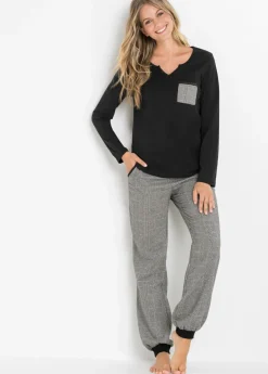 Pijama con pantalón de franela