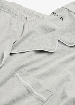 Pijama con viscosa y botones