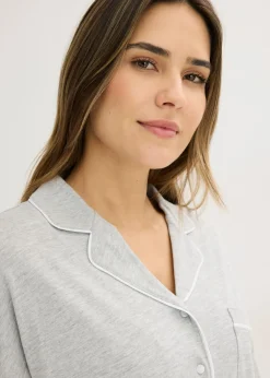 Pijama con viscosa y botones
