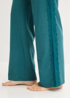 Pijama con viscosa y encaje