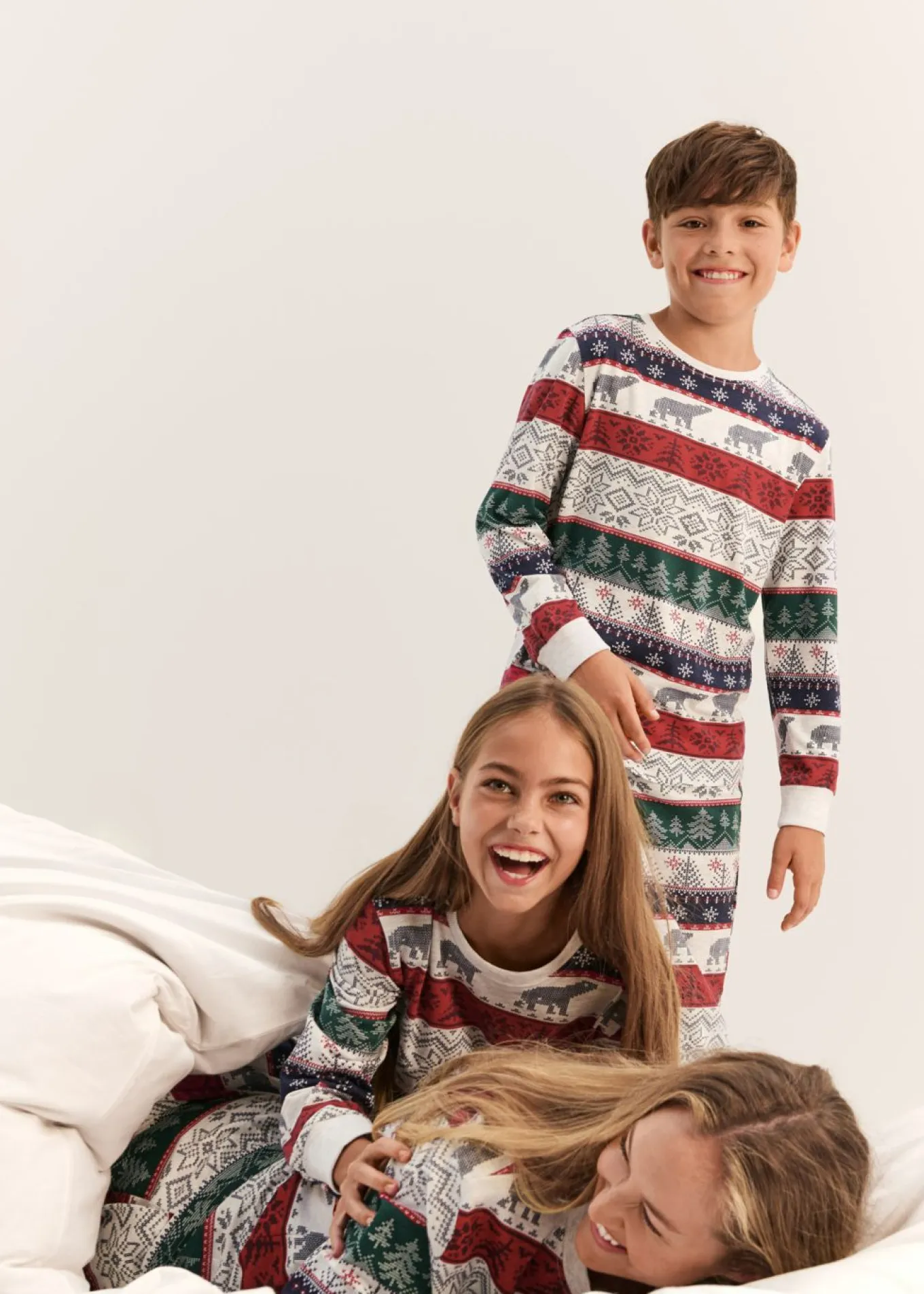 Pijama de algodón suave con bolsa de regalo