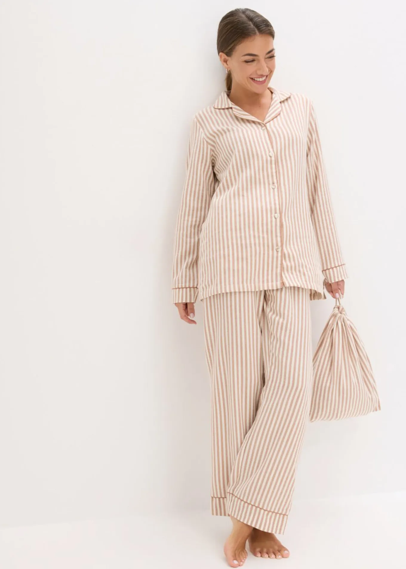 Pijama de franela con bolsa regalo