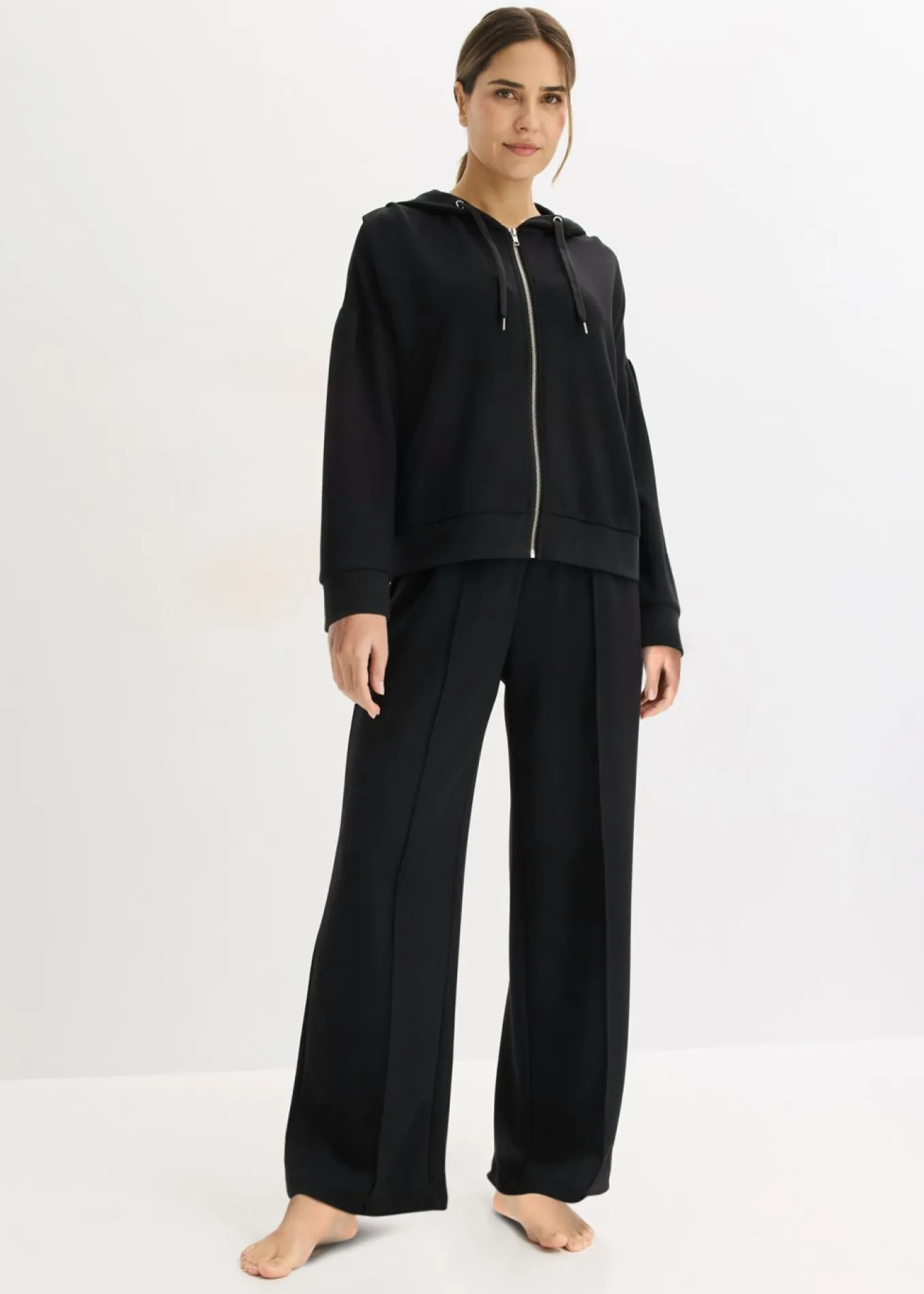 Pijama de neopreno con top corto