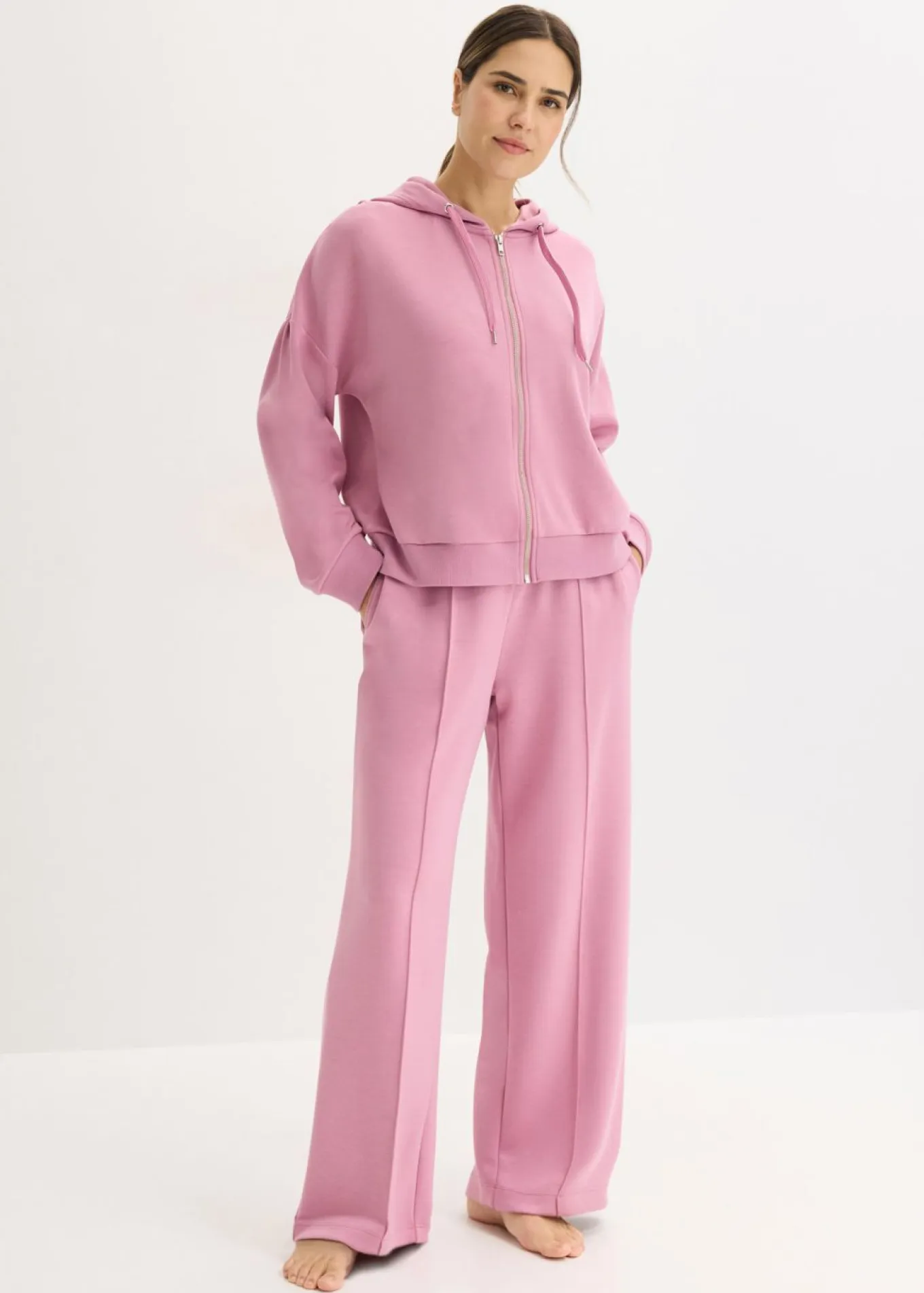 Pijama de neopreno con top corto