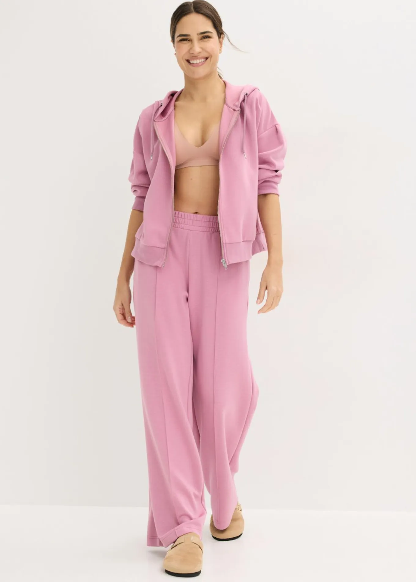 Pijama de neopreno con top corto