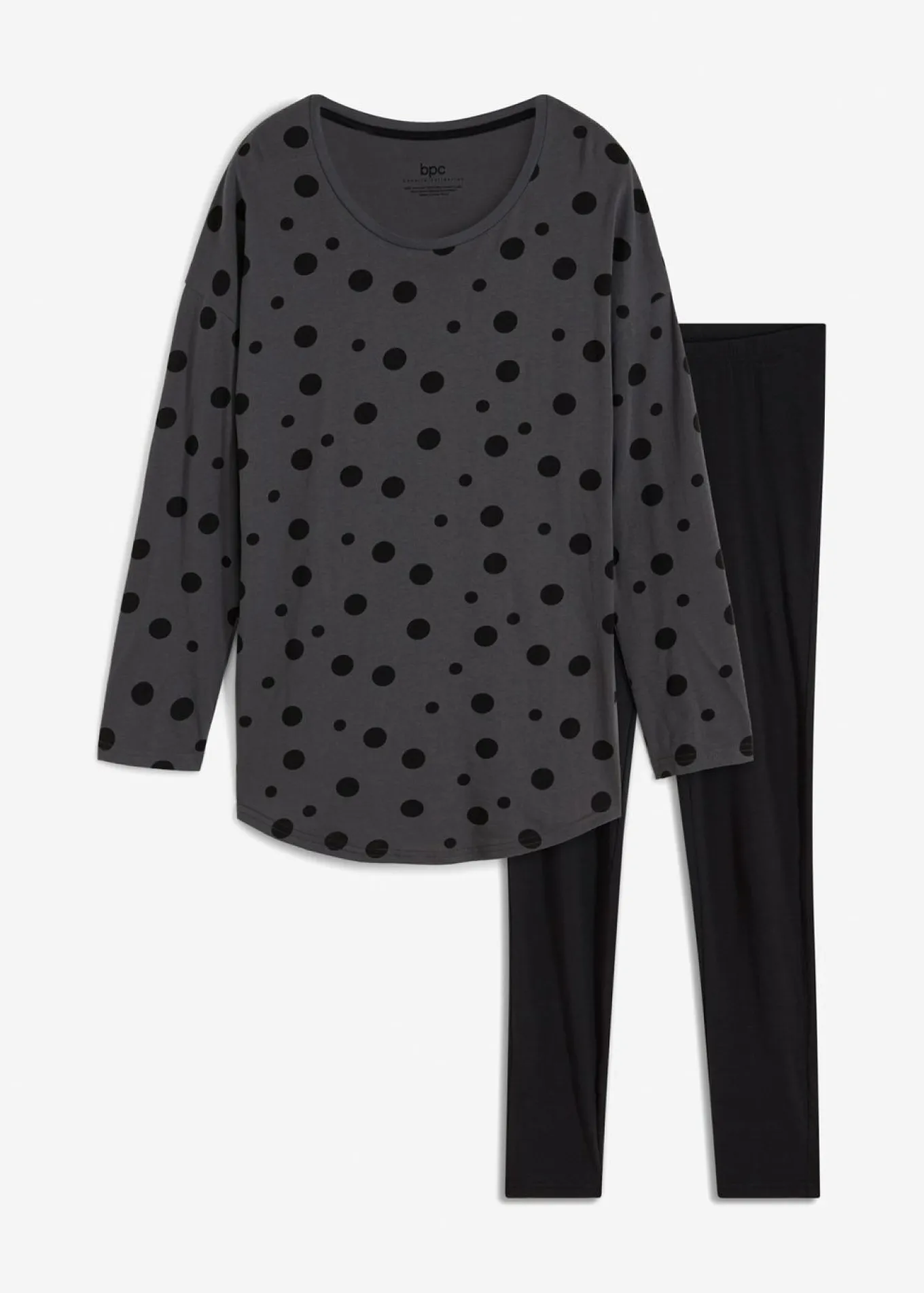 Pijama holgado con leggings