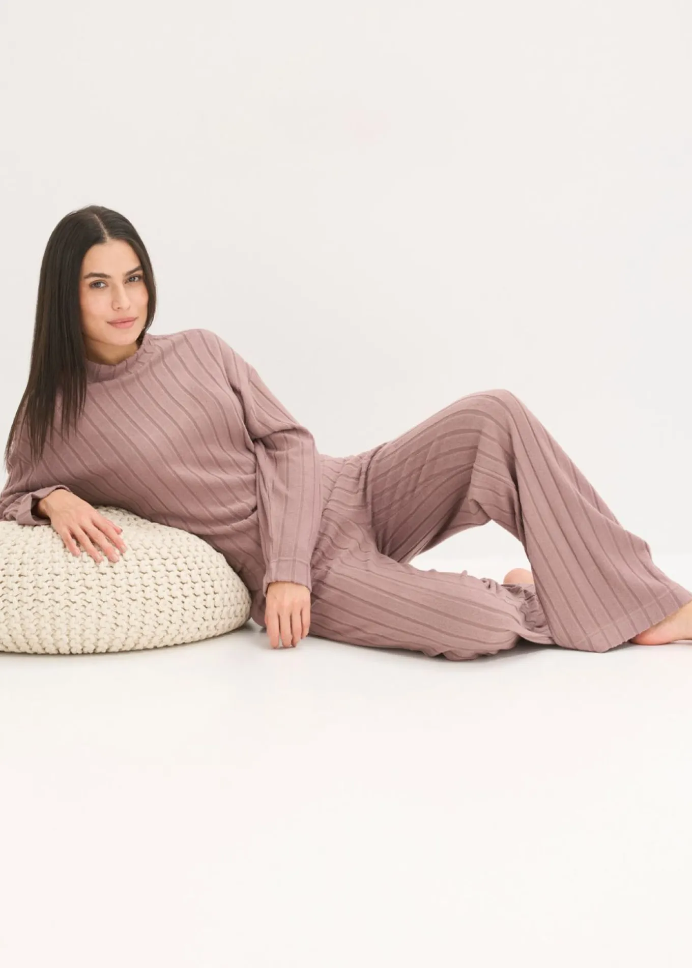 Pijama holgado de punto suave de canalé