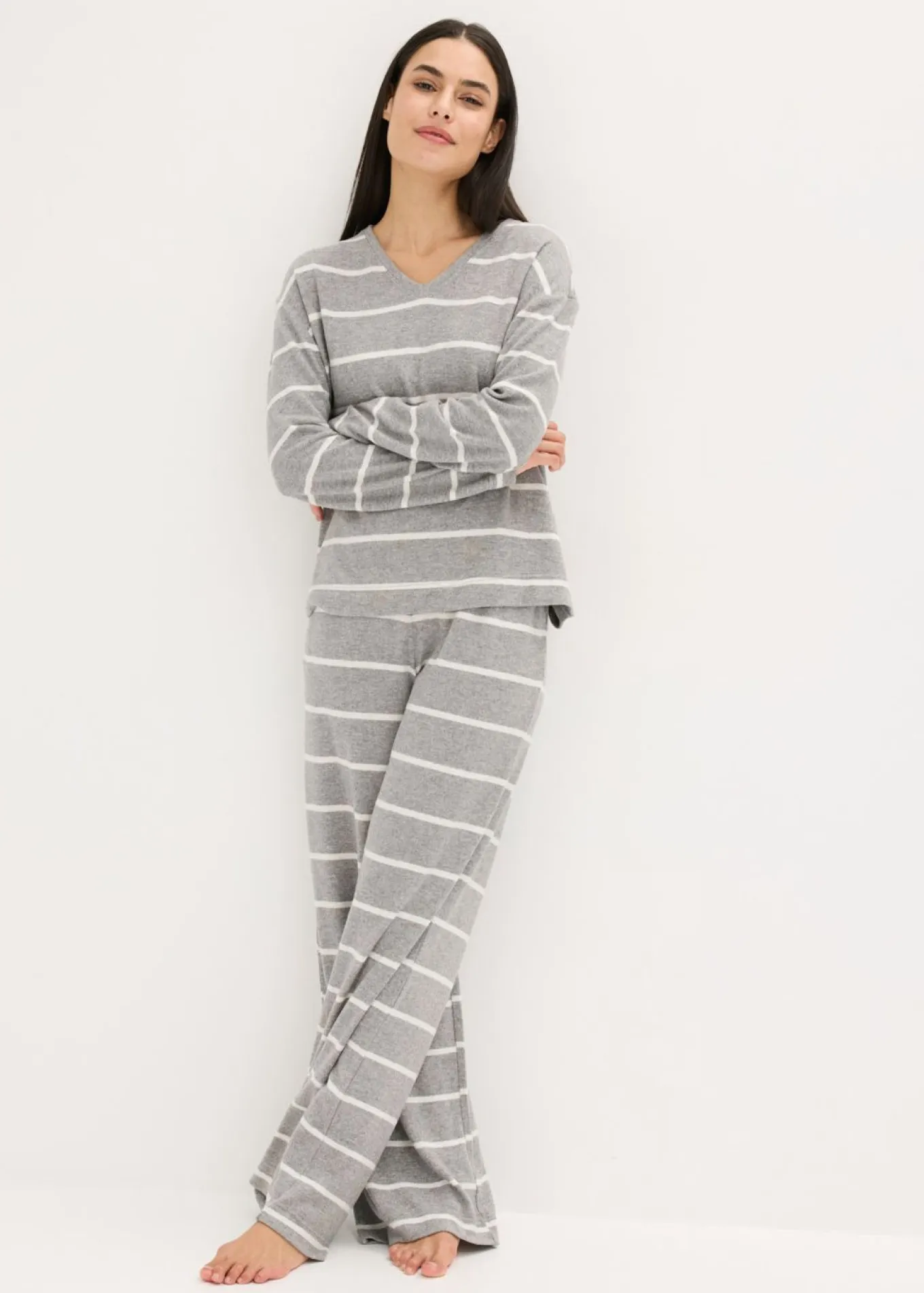 Pijama holgado de tejido suave