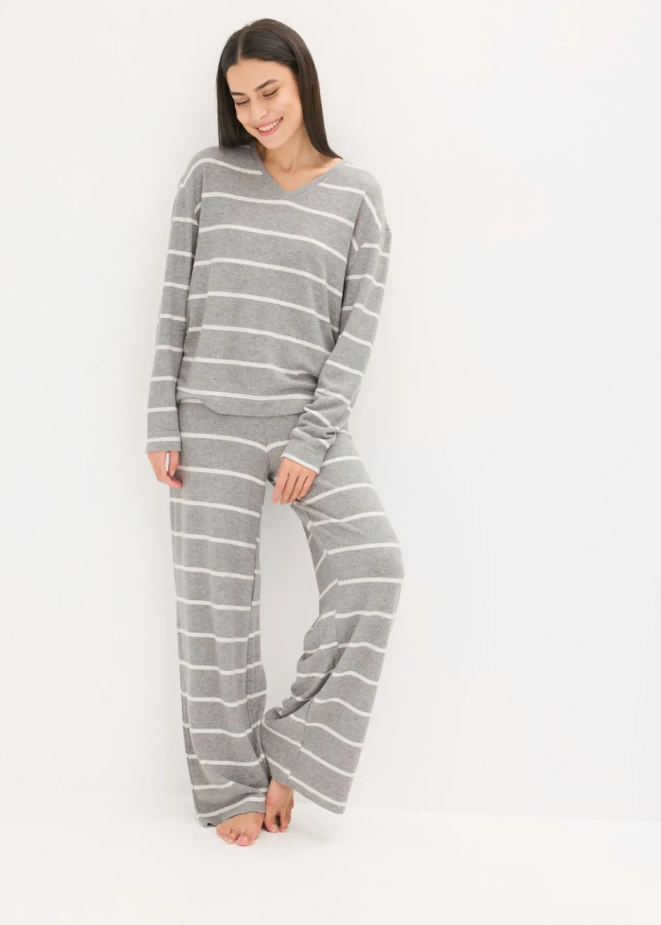 Pijama holgado de tejido suave
